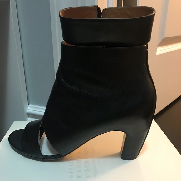 maison margiela peep toe booties